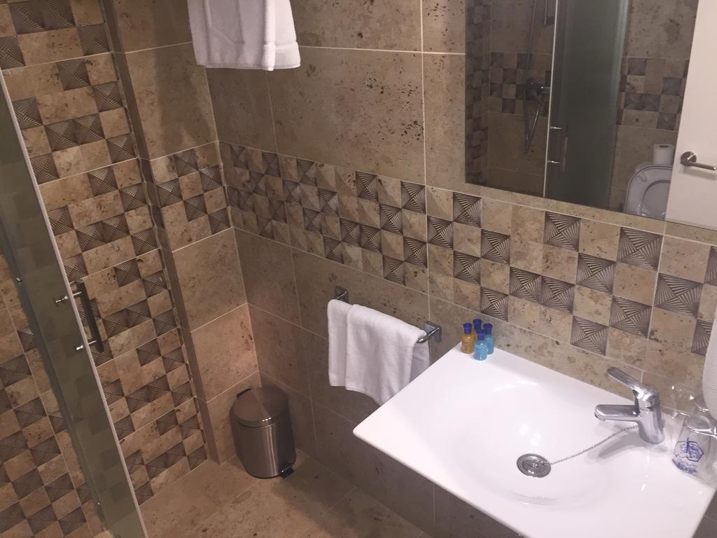 Hotel Almadraba サアラ・デ・ロス・アトゥネス エクステリア 写真